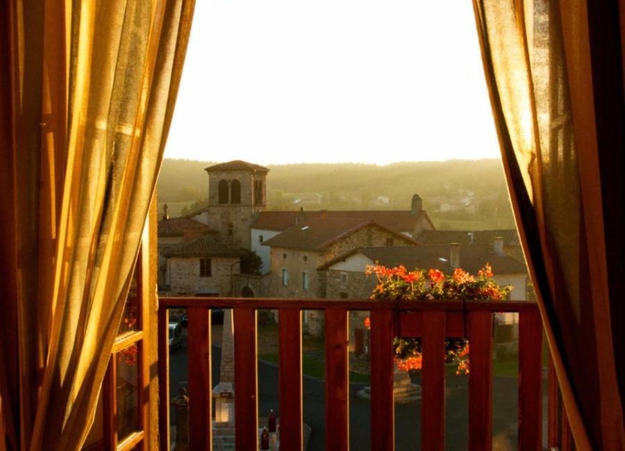 Hotel La Clairiere Chambon-sur-Dolore Εξωτερικό φωτογραφία